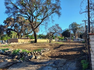 403 Ventura St, Altadena, CA 91001