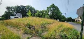 702 Court St, New Castle, PA 16101