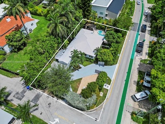 1339 S Venetian Way, Miami Beach, FL 33139