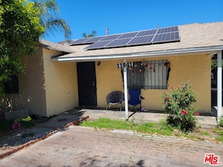 11841 Hart St, North Hollywood, CA 91605