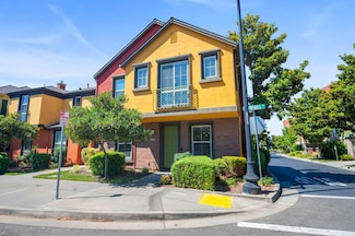 805 Titanium Ln, West Sacramento, CA 95691