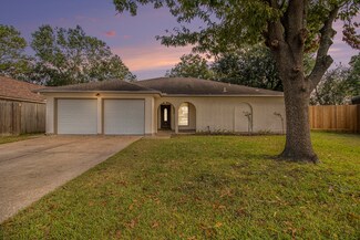 4031 Danpree St, Pasadena, TX 77504
