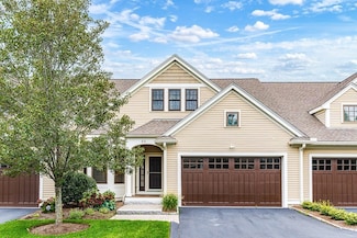 58 Graystone Cir Unit 58, Winchester, MA 01890