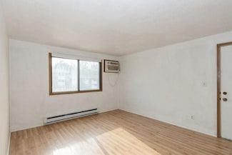 902 Benton Dr Unit 22, Iowa City, IA 52246