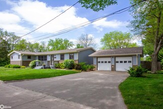 503 E Walnut St, New Sharon, IA 50207