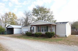 124 S Stillwell St, Brownstown, IN 47220