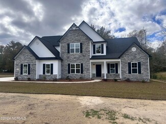 116 Provincial Ln, Jacksonville, NC 28546
