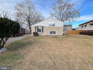 811 Willow Ave, Clifton Heights, PA 19018