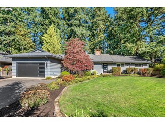 8425 SW Homewood St, Portland, OR 97225