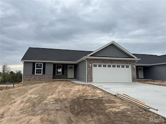 276 Railroad St, Moscow Mills, MO 63362