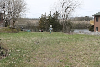 24 Hole in The Wall Ct, Wilmington, IL 60481