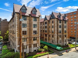 166 N Dithridge St Unit 3E, Pittsburgh, PA 15213