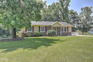 19577 Greenbriar Dr, Bristol, VA 24202