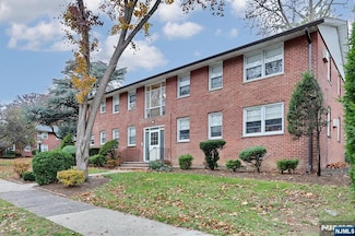 26-19 Fair Lawn Ave, Fair Lawn, NJ 07410