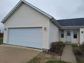 516 Lissaaron Dr, Winchester, IN 47394