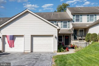 1441 Lakeside Dr Unit L11, Middletown, PA 17057