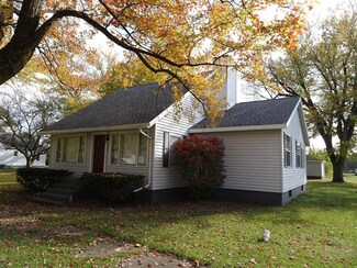 408 W Davis St, Hamlet, IN 46532