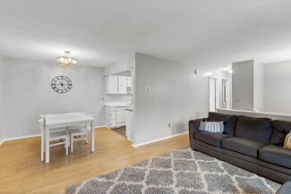 6305 Saint Johns Dr, Eden Prairie, MN 55346