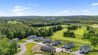 27 Callaway Dr Unit 27A, Gray, ME 04039