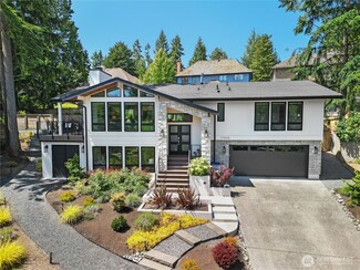 17905 NE 19th Place, Bellevue, WA 98008