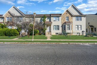 21 Kletsk Hill Rd, Lakewood, NJ 08701