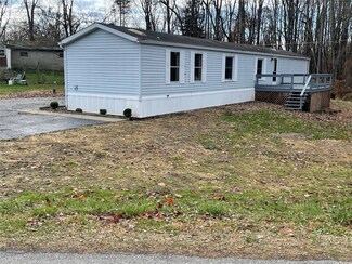 3717 Douthett Dr, Jamestown, PA 16134