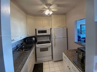 2116 Cambridge E, Deerfield Beach, FL 33442