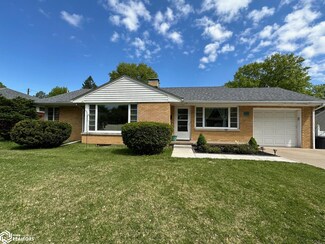 110 Concord Dr, Burlington, IA 52601
