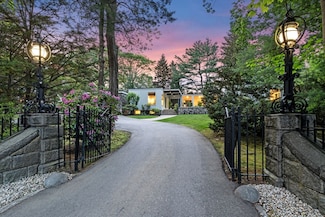 228 Atlantic Ave, Swampscott, MA 01907