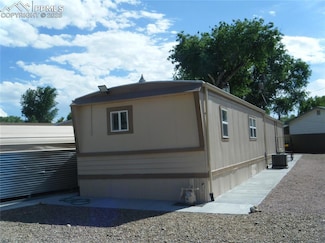 835 Aspen Cir, Pueblo, CO 81006