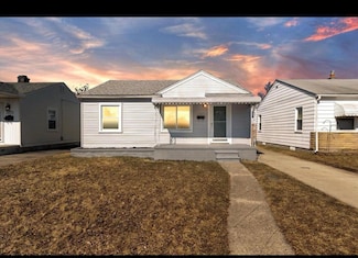 28832 Block St, Garden City, MI 48135