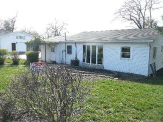24026 Timberwood Dr, Minooka, IL 60447