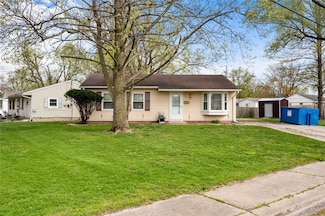 824 W Madison St, Paris, IL 61944