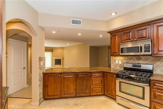 4551 Coldwater Canyon Ave Unit 203, Studio City, CA 91604