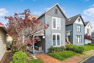1105 Say Ave, Columbus, OH 43201