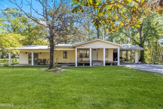 9436 Cartwright Ln, Biloxi, MS 39532