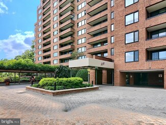 111 Hamlet Hill Rd Unit 306, Baltimore, MD 21210