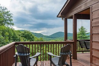 415 Clayson Dr, Cullowhee, NC 28723