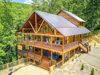 2942 Redtail Rd, Sevierville, TN 37862