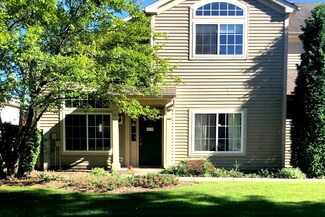 3642 Roanoke Ave, Carpentersville, IL 60110