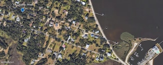 136 Leopold St, Bay St. Louis, MS 39520