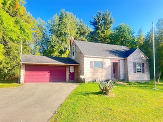 15888 Conneaut Lake Rd, Meadville, PA 16335