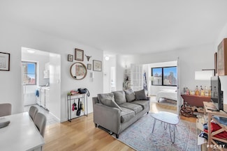 345 E 80th St Unit 26K, New York, NY 10075