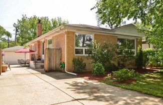2411 Crawford Ave, Evanston, IL 60201
