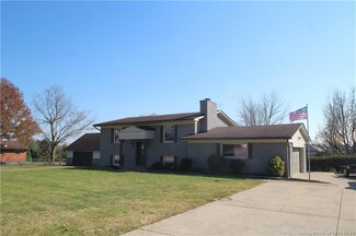 2704 Winchester Dr, Sellersburg, IN 47172