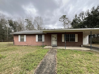 170 Henry St, Century, FL 32535