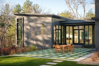 26 Spruce Hill Rd, Weston, MA 02493