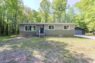 6153 Velvet Lake Rd, Rhinelander, WI 54501