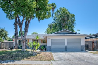 1448 N Helm Ave, Fresno, CA 93727