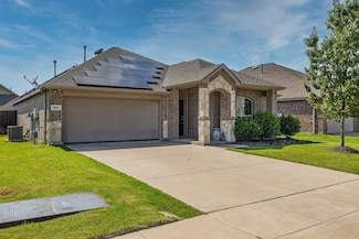 404 Madrone Ln, Princeton, TX 75407